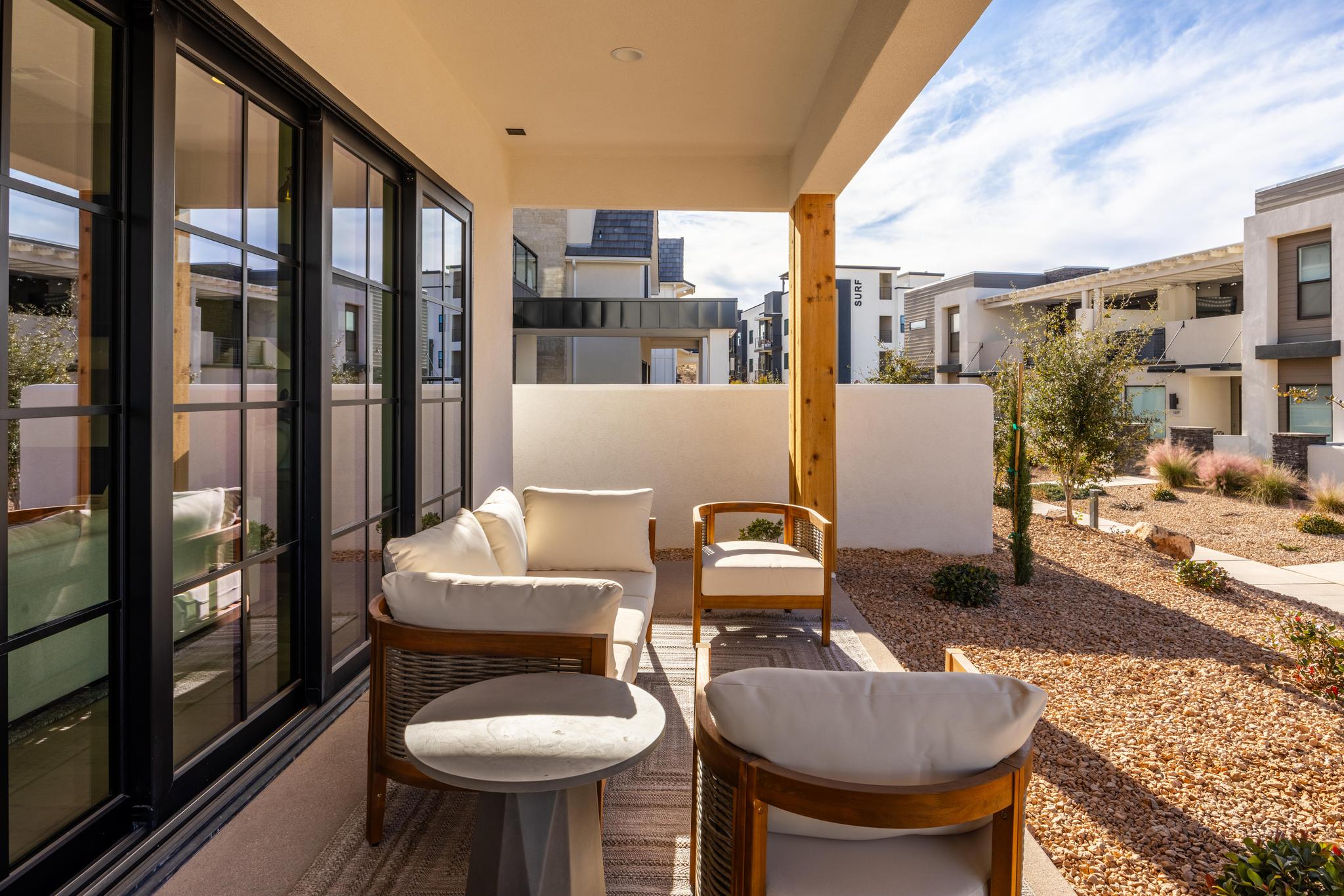 Desert Lotus - Interior 4